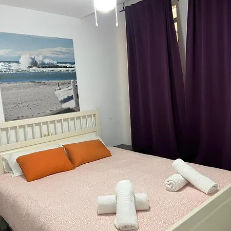 Apartment La Marina *